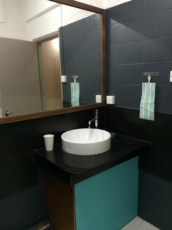 Seaview Holiday Apartments Grand Baie Bagian luar foto