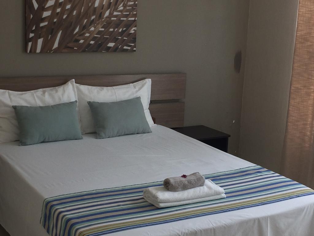 Seaview Holiday Apartments Grand Baie Bagian luar foto
